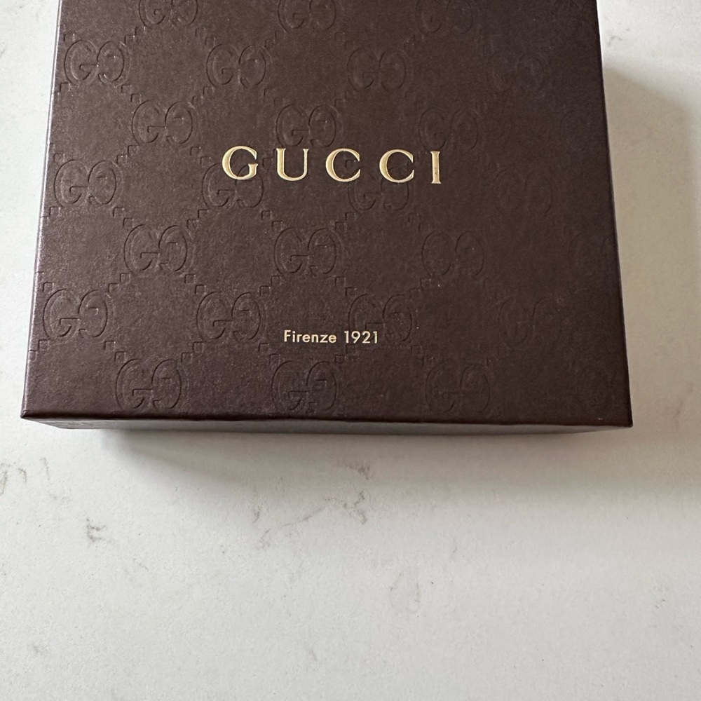 Gucci - Picture 6 of 7